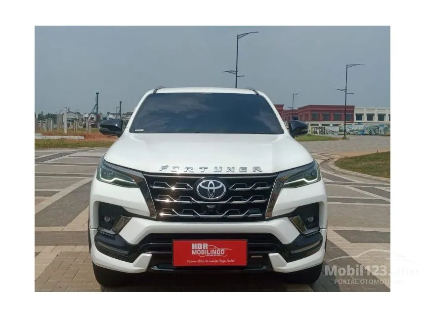 Jual Mobil Toyota Fortuner 2021 GR Sport 2.4 di Banten Automatic SUV Putih Rp 460.000.000