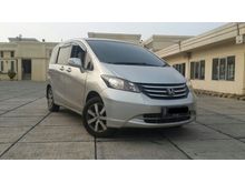 Honda Freed PSD AC Digital Silver 2011 - Kondisi Terawat