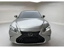 2024 Lexus ES 300h 2.5 Ultra Luxury Sedan