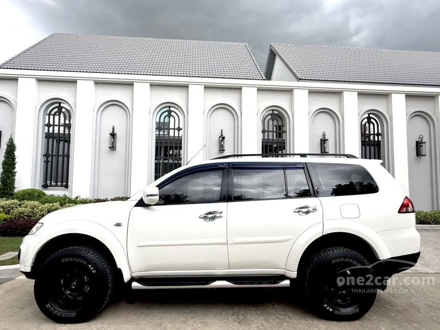 2015 Mitsubishi PAJERO SPORT GT SUV