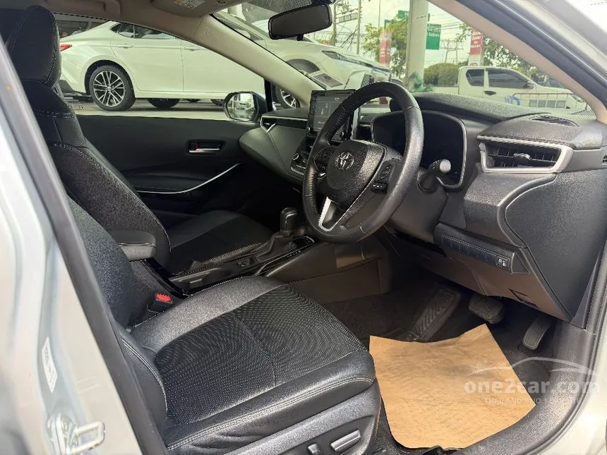 2023 Toyota Corolla Altis Hybrid Premium Sedan
