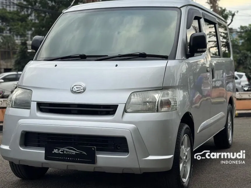 2014 Daihatsu Gran Max Mini Bus D PS Van