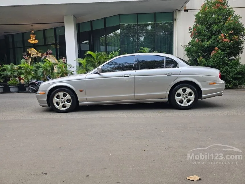 2001 Jaguar S-Type V6 Special Equipment Sedan