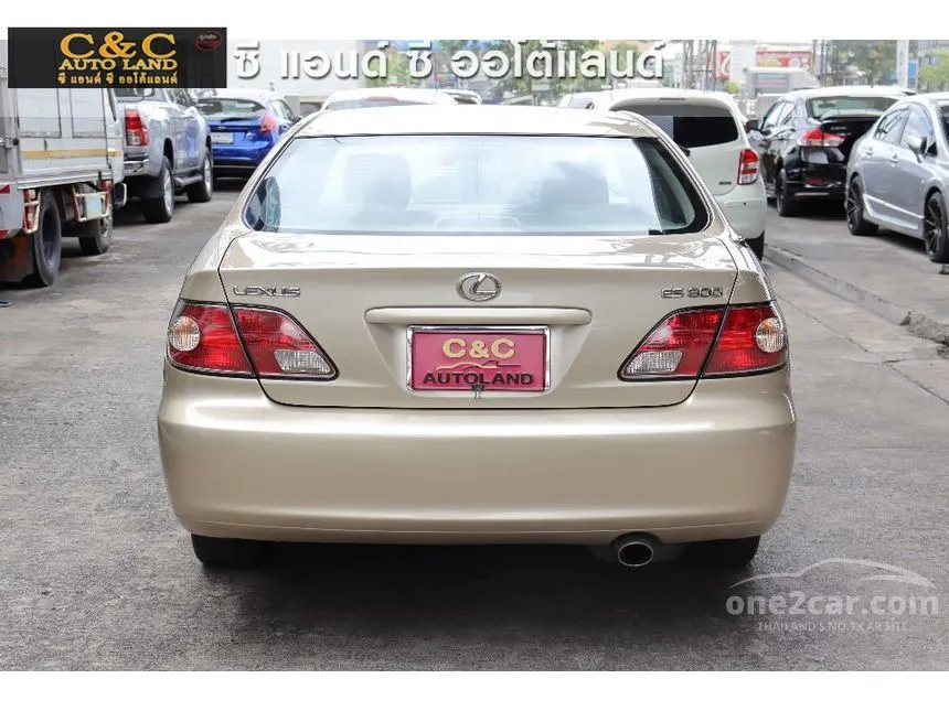 2004 Lexus ES300 Luxury Sedan