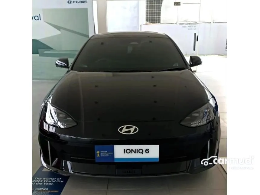 2024 Hyundai IONIQ 6 Signature Long Range Sedan