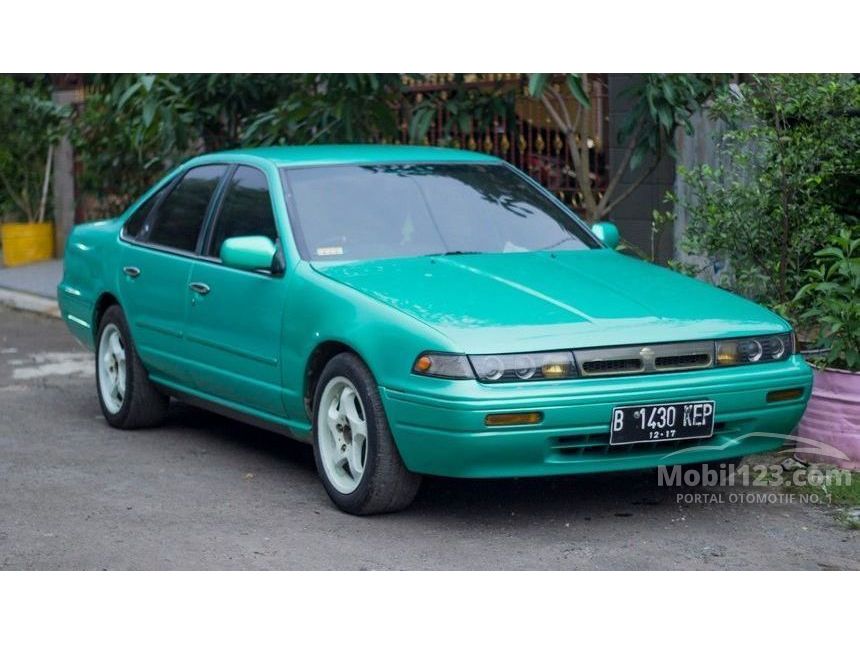 Jual Mobil  Nissan  Cefiro 1991  2 0 Manual 2 0 di Jawa Barat 