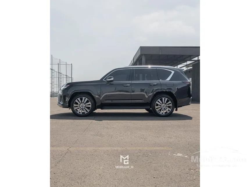 2026 Lexus LX 700h SUV