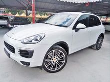 2015 Porsche Cayenne S 3.6 TWIN TURBO JULY BIG OFFER * POWER BOOT * SPORT MODE * PADDLE SHIFT * MULTI FUNCTION STEERING * PARKING SENSOR *
