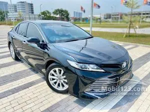 2020 Toyota Camry 2.5 V Sedan