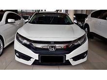 Honda Civic Turbo 1.5 ES 2017 AT white Like new , KM low