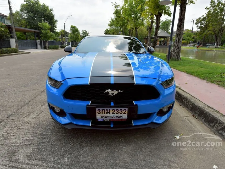 2017 Ford MUSTANG EcoBoost Coupe