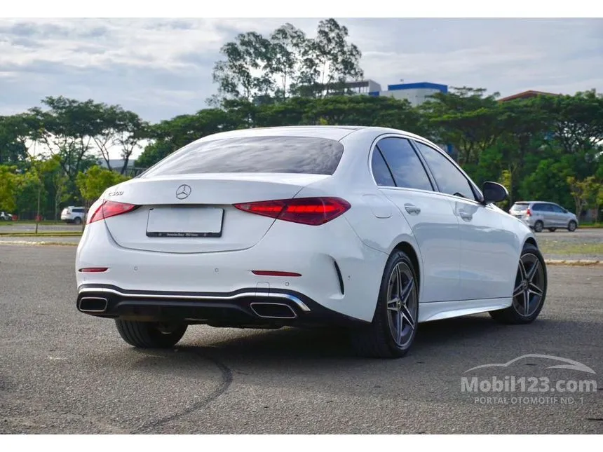 2023 Mercedes-Benz C300 AMG Line Sedan