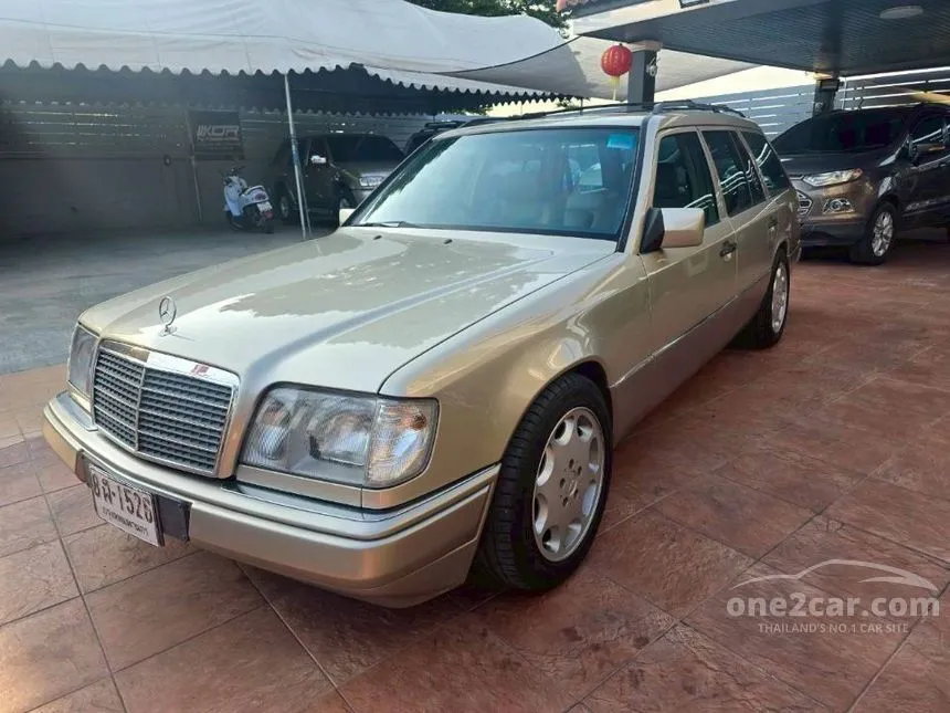 1995 Mercedes-Benz 220TE Wagon