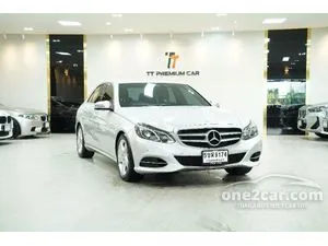 2015 Mercedes-Benz E200 2.0 Avantgarde Sedan