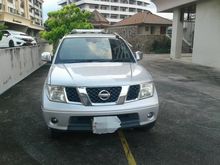 2009 Nissan Frontier Navara 2.5 4DR LE Pickup AT