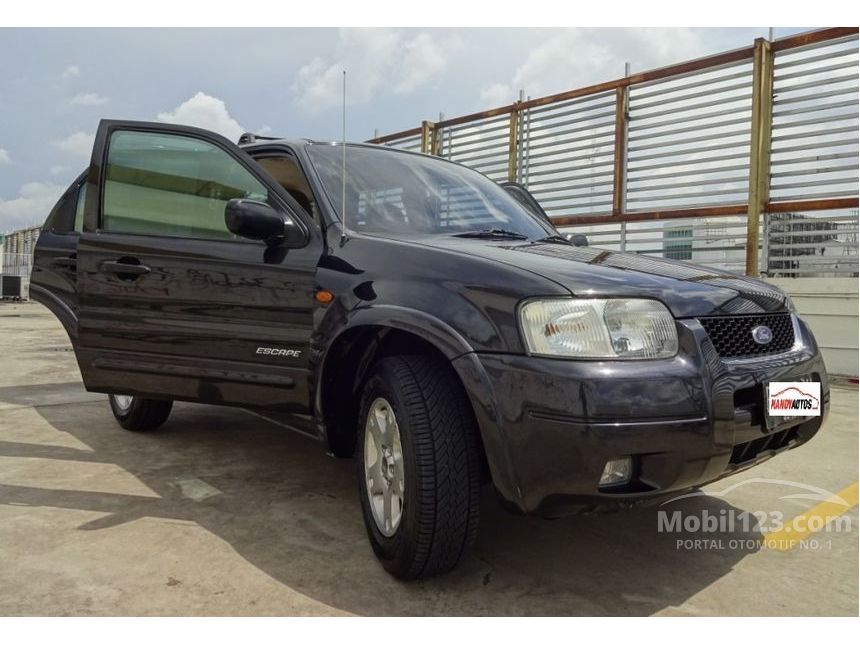 Jual Mobil  Ford  Escape  2005 XLT  4x2 2 3 di DKI Jakarta 