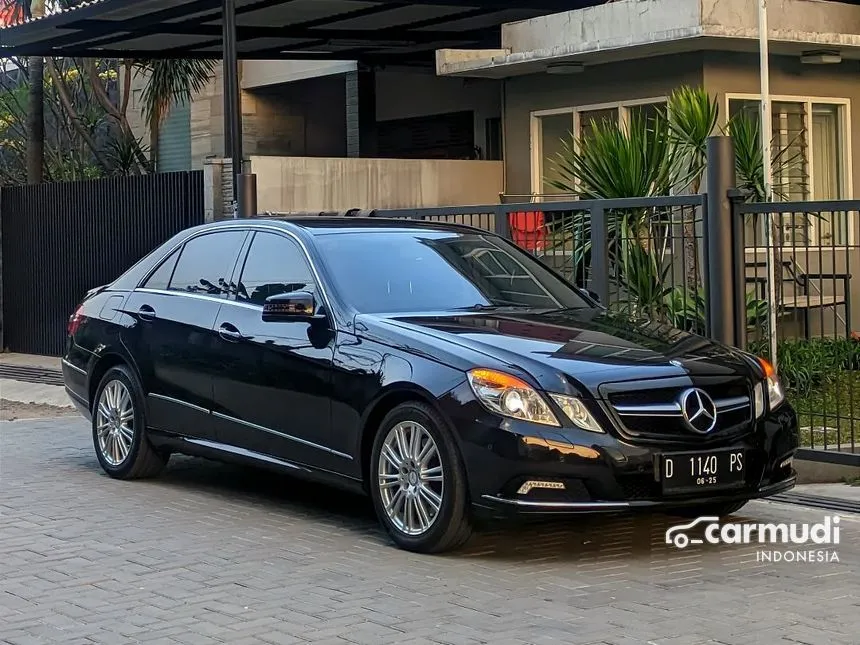 2009 Mercedes-Benz E300 Avantgarde AMG Sedan