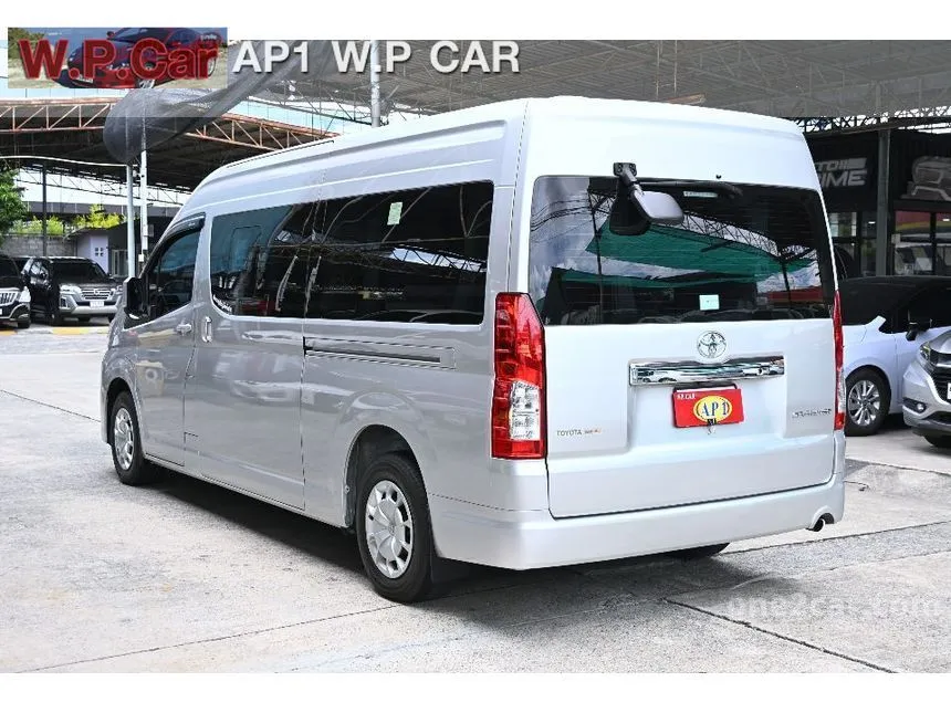 2022 Toyota Commuter Van