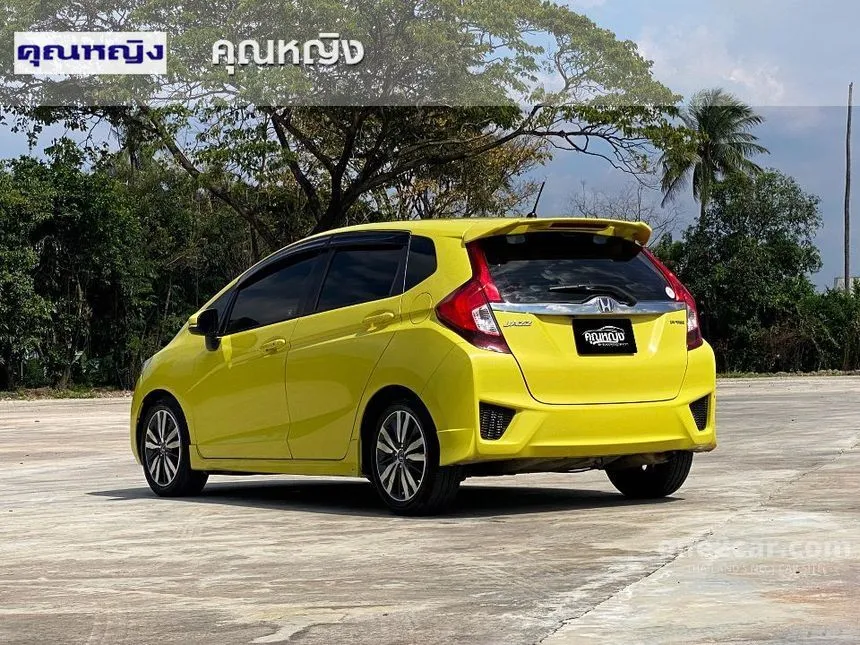 2015 Honda JAZZ SV Hatchback
