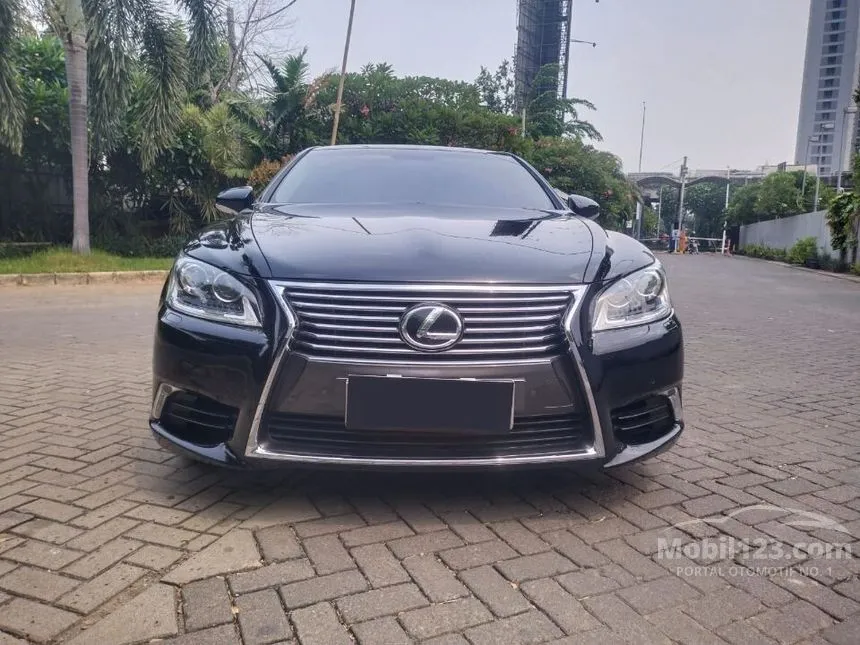 2014 Lexus LS460L LS460L Sedan