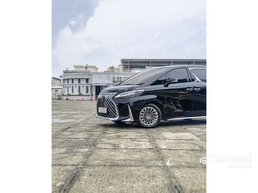 2021 Lexus LM 350 4 Seater MPV