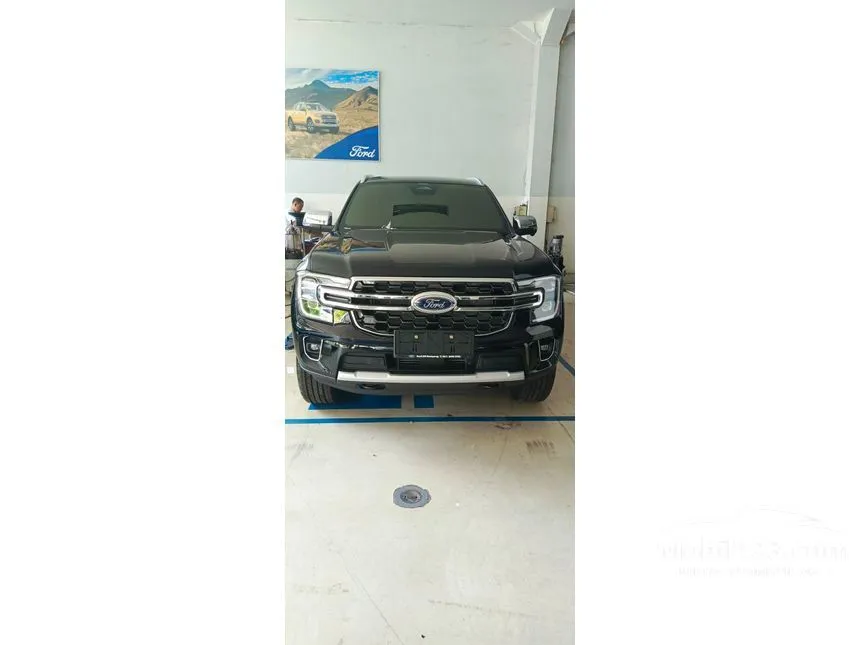 Jual Mobil Ford Everest 2024 Titanium 2.0 di DKI Jakarta Automatic SUV Hitam Rp 933.000.000