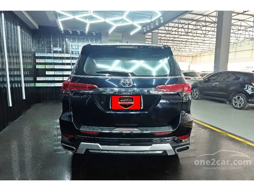 2016 Toyota FORTUNER V SUV