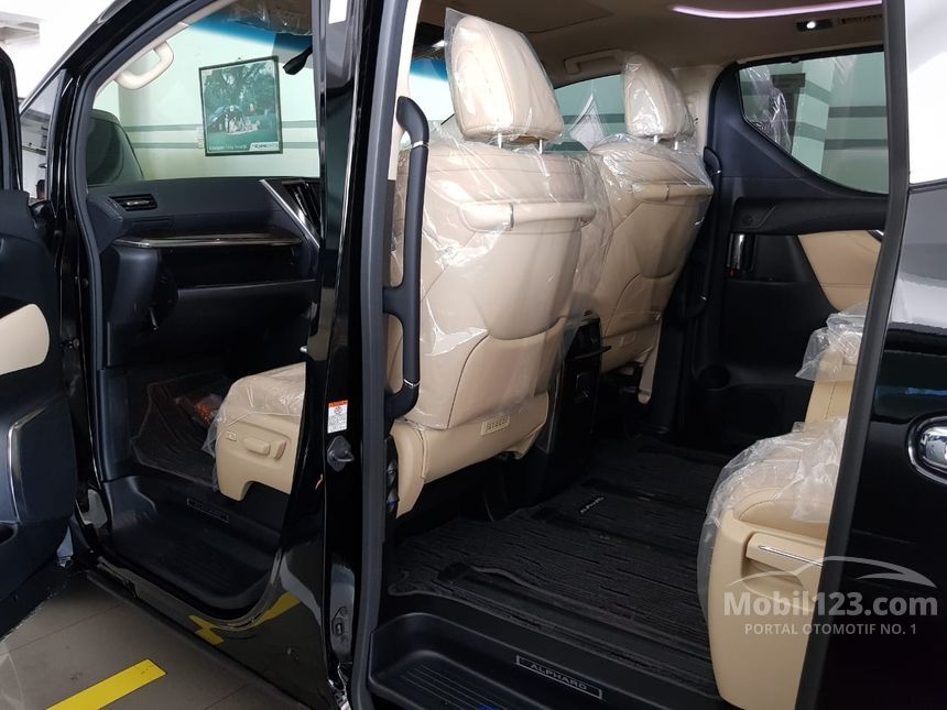 Jual Mobil  Toyota  Alphard  2019 G 2 5 di Jawa Barat 