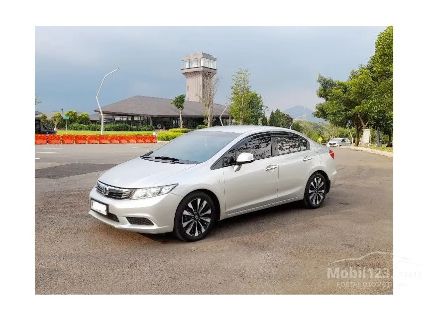 Jual Mobil Honda Civic 2013 1.8 di DKI Jakarta Automatic Sedan Silver Rp 159.000.000