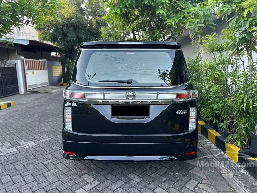 2014 Nissan Elgrand Highway Star MPV