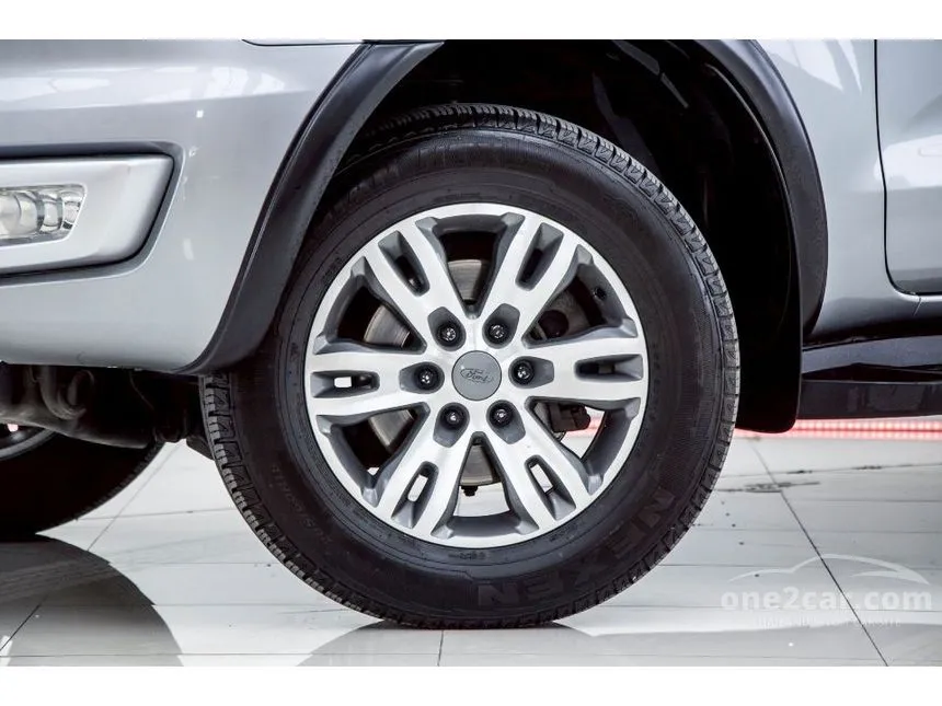 2016 Ford EVEREST Titanium SUV