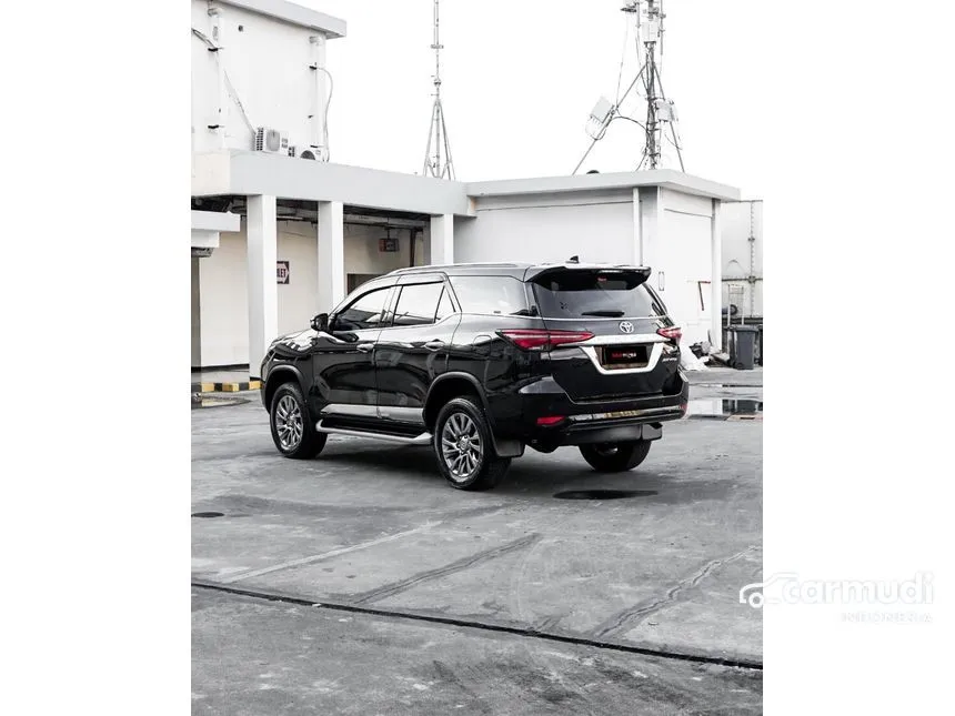 2022 Toyota Fortuner VRZ 4X2 SUV