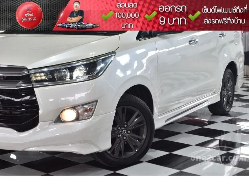 2016 Toyota INNOVA Crysta V Wagon