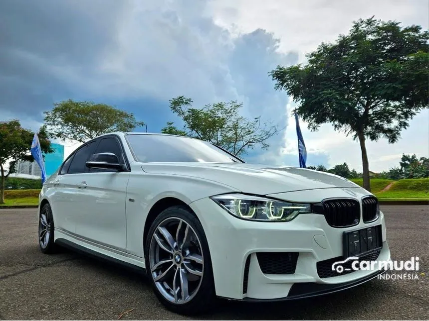Jual Mobil BMW 320i 2017 Sport 2.0 di DKI Jakarta Automatic Sedan Putih Rp 465.000.000