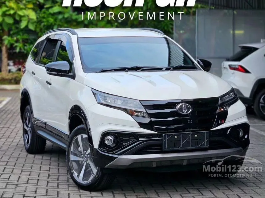 Jual Mobil Toyota Rush 2024 S GR Sport 1.5 di DKI Jakarta Automatic SUV Putih Rp 265.400.000