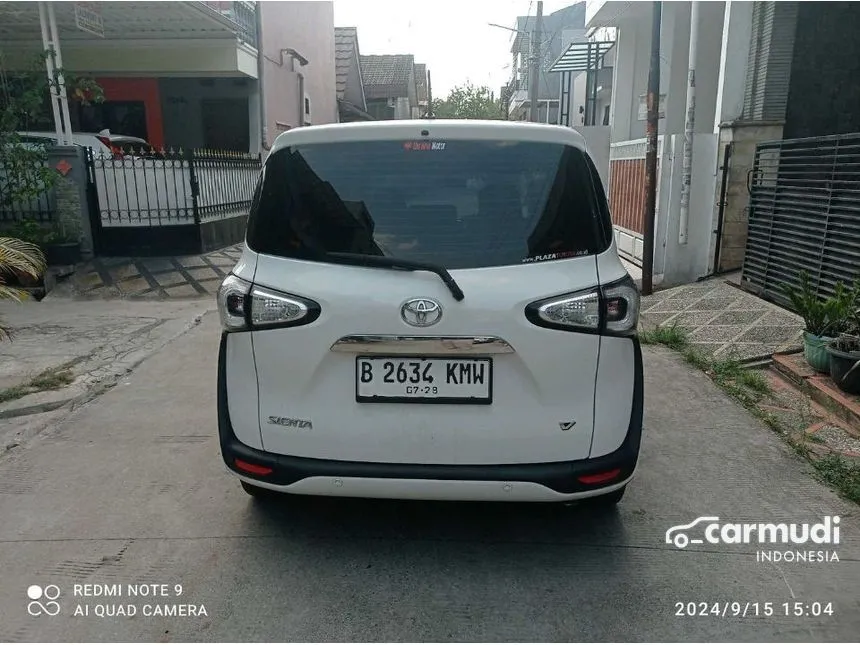 2019 Toyota Sienta V MPV