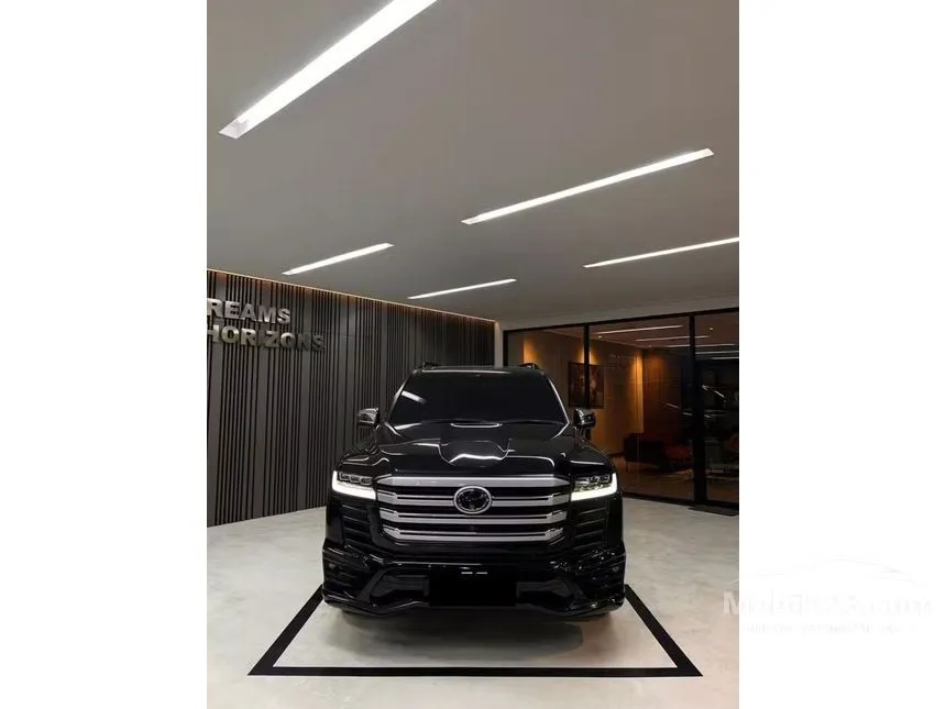 2024 Toyota Land Cruiser 300 VX-R SUV