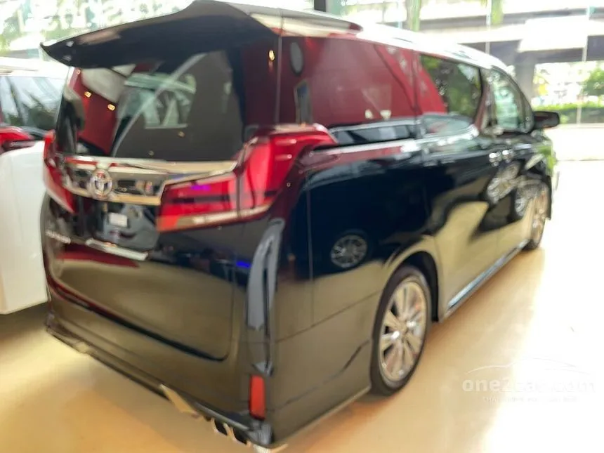 2022 Toyota Alphard G Van
