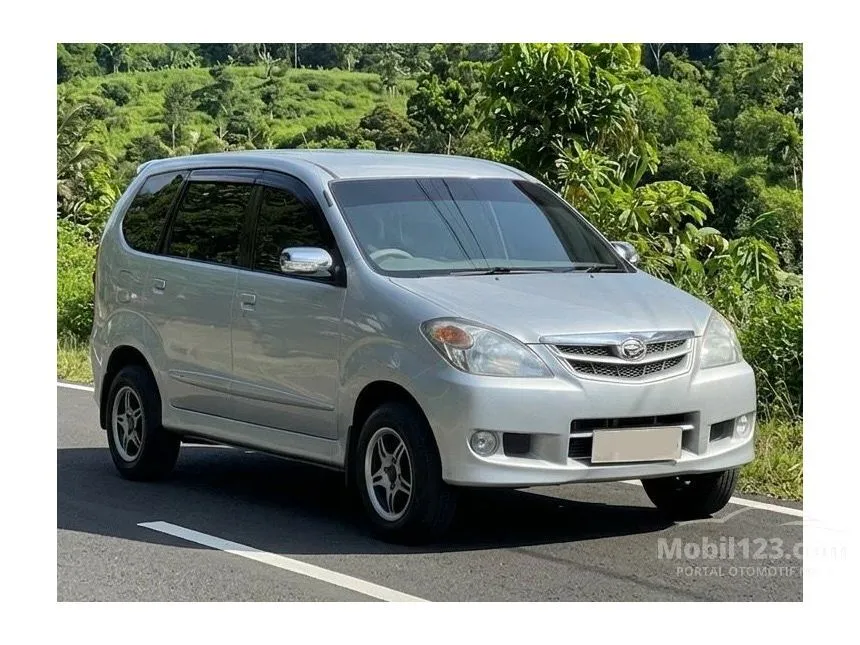 2011 Daihatsu Xenia X MPV