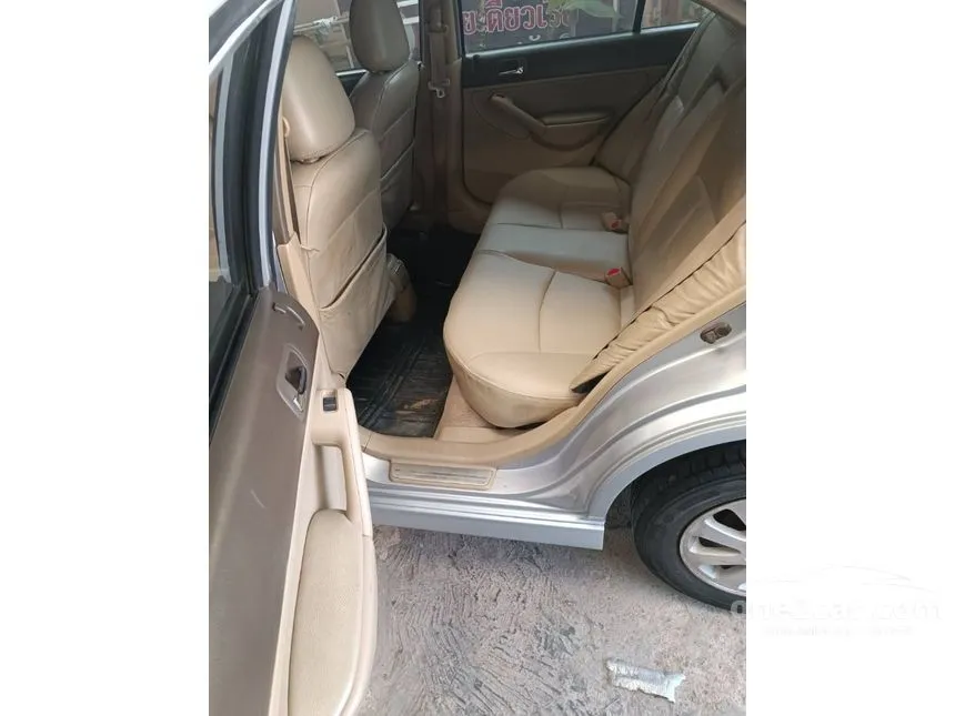 2005 Honda Civic EXi Sedan
