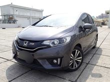 2015 Honda Jazz 1.5 RS CVT Matic tangan 1 Pakaian Pribadi