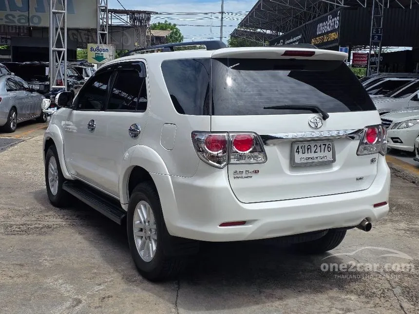 2013 Toyota FORTUNER V SUV