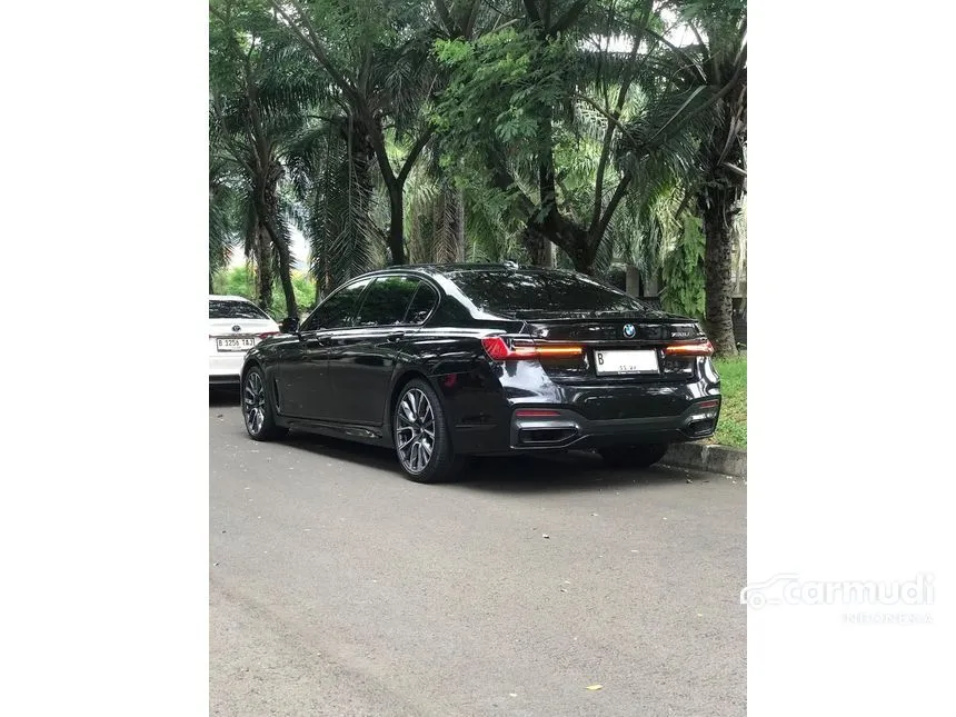 2022 BMW 730Li M Sport Sedan