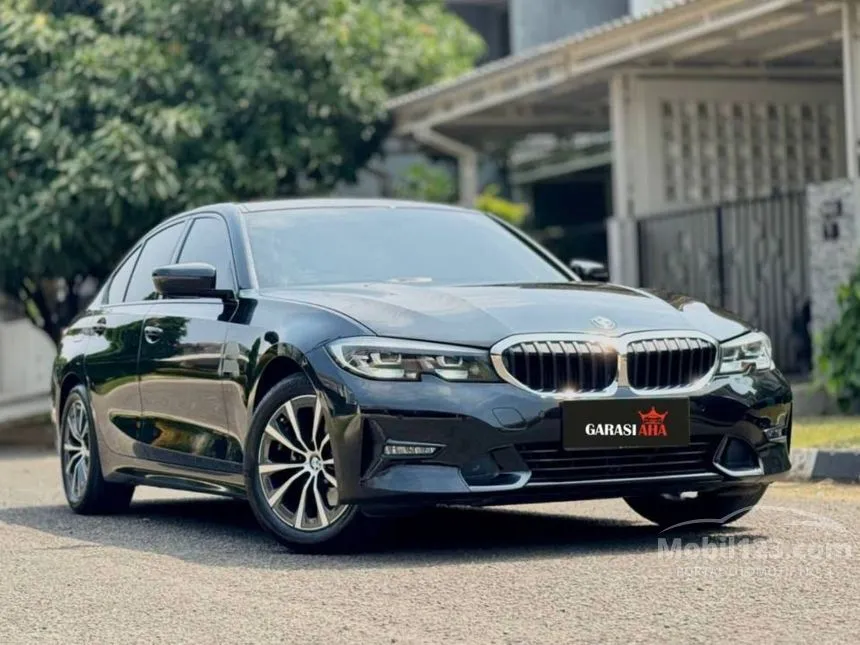 2021 BMW 320i Dynamic Sedan