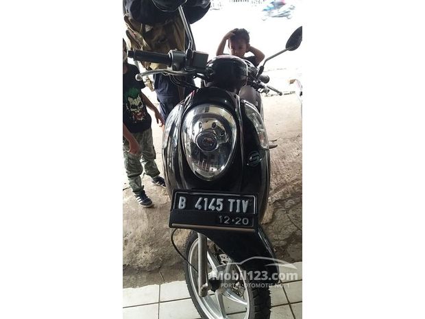 Honda Motor  bekas  dijual di Jakarta timur Dki jakarta 