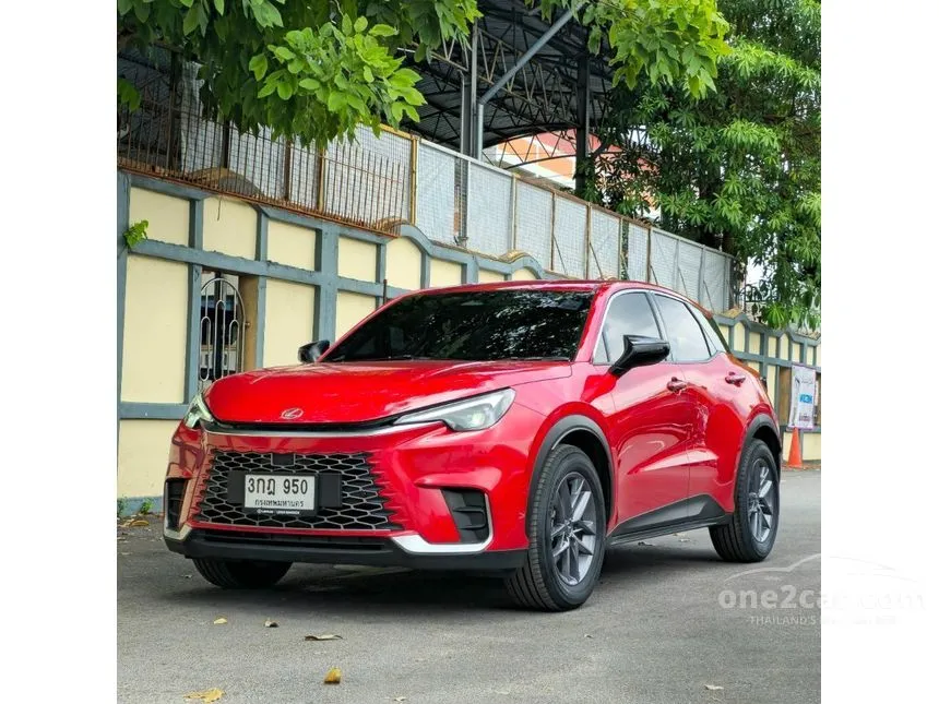 2025 Lexus LBX Luxury SUV