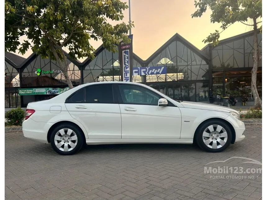 2010 Mercedes-Benz C200 CGI Sedan