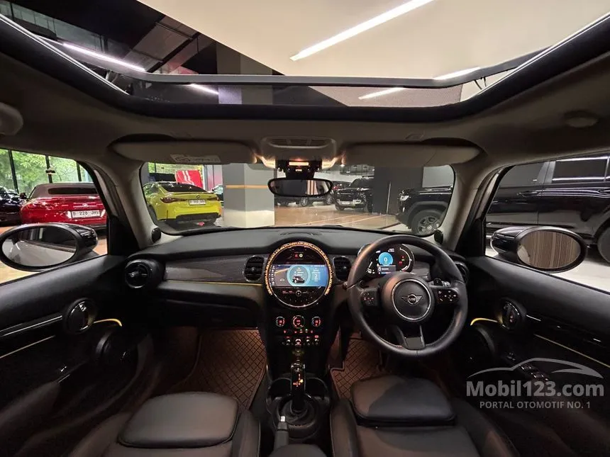 2021 MINI Cooper S 5 Door Hatchback