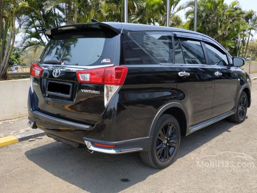  Jual Mobil Toyota Innova Venturer 2018 N140 2.0 di DKI 