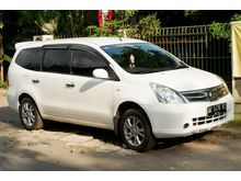 2011 Nissan Grand Livina 1.5 SV MPV #jualcepatpemiliklangsung